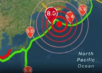 Terremoto de 8.7 en la península de Kamchatka, Rusia.-