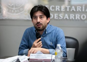 La atención humanista a los desplazados es una prioridad para el gobernador Rocha.-