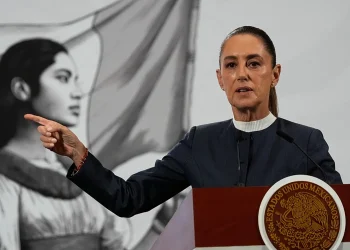 Perú declara persona non grata a Claudia Sheinbaum.-