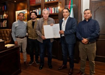 Gobernador Rocha se reúne con director de INSUS; acuerdan fortalecer la certeza jurídica en Sinaloa.-