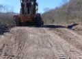 Gobierno de El Fuerte prioriza atención a comunidades alejadas con rehabilitación de caminos y luminarias.-