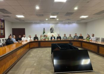 Gobernador Rocha y secretario Omar García Harfuch encabezan mesa de seguridad en Sinaloa.-