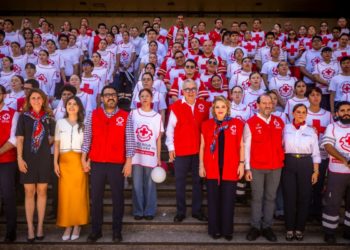 “Cada peso suma a la vida y a la salud”, Gobernador Rocha, al poner en marcha la Colecta Nacional de Cruz Roja en Sinaloa