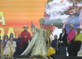 ¡Mazatlán corona a Mariana I, Reina de los Juegos Florales del Carnaval Internacional 2026!