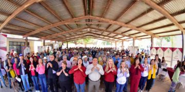 Caravana del Bienestar de Ahome llega con sus programas y servicios a Tosalibampo.-