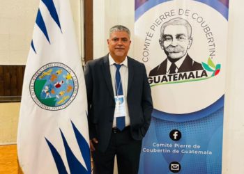 Académico mochitense alcanza reconocimiento internacional en investigación deportiva