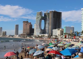 Recibe Sinaloa a más de 83 mil turistas el fin de semana largo
