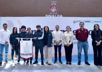 ABANDERAN A DELEGACIÓN SINALOENSE RUMBO A LA OLIMPIADA NACIONAL CONADE 2026