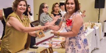 Reconocen en Ahome a 60 docentes con la Medalla al Mérito Educativo “Profesor Rafael Ramírez”