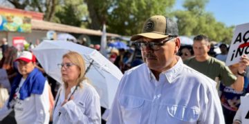 Mingo Vázquez se suma a la manifestación por la instalación de las plantas GPO y MEXINOL