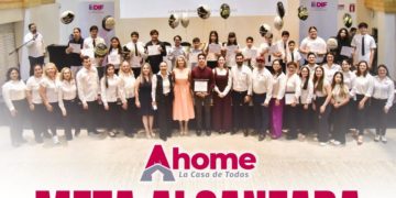 Se gradúan 52 alumnos de PANNASIR e ISEJA; DIF Ahome les ofrece emotiva ceremonia
