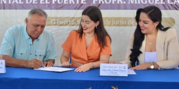 Firman convenio entre SEMUJERES y la Escuela Normal Experimental de El Fuerte