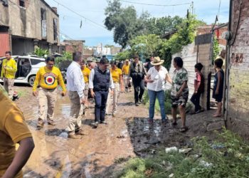 Instruye Gobernadora Yeraldine Bonilla, atender a afectados por lluvias en Mazatlán