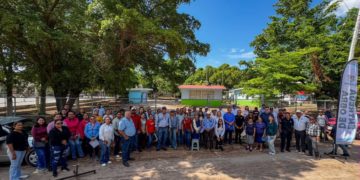 Gobierno de El Fuerte entrega obras sociales en Boca de Arroyo y La Genoveva
