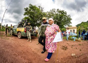 SEBIDES lleva ayuda humanitaria a la sierra de Choix; beneficia a más de 100 familias afectadas por las lluvias