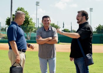 ISDE Y TOMATEROS COORDINAN TRABAJOS PARA ALISTAR CAMPOS DE BÉISBOL DEL CAR