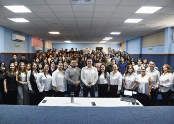 Con cobertura total, recibe la Facultad de Odontología de la UAS a más de 400 estudiantes de nuevo ingreso