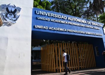 Con dinámicas e integración, la Preparatoria Central Diurna de la UAS da la bienvenida a mil 200 alumnos