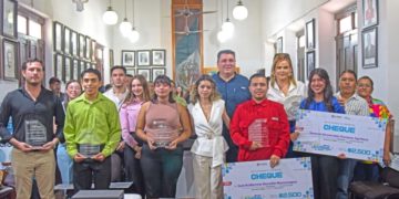 Gobierno de El Fuerte celebra el talento de sus jóvenes con el Premio Juvenil 2026
