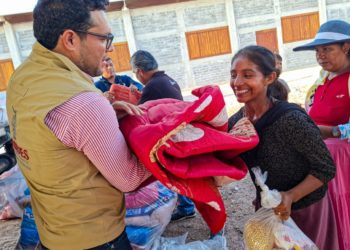 SEBIDES ENTREGA APOYOS HUMANITARIOS A MÁS DE 200 FAMILIAS INDÍGENAS DE ESCUINAPA Y MAZATLÁN
