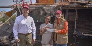 Gobiernos estatal y municipal arropan a campos pesqueros afectados por mar de fondo