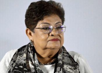 Maru Campos acusa ante la FGR a su exfiscal de operar con la CIA y de corrupción; Godoy confirma reunión