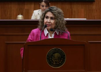 Angélica Díaz pide políticas permanentes contra el cáncer de mama