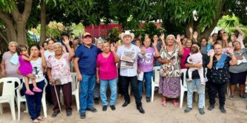 Omar Castro recorre comunidades de El Fuerte en busca de encabezar la coordinación municipal