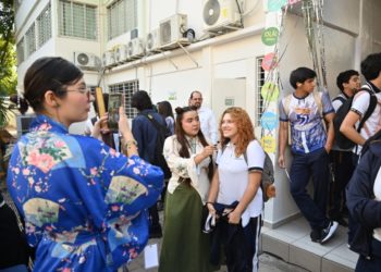 Estudiantes de la UAS conmemoran el Día del Internacionalista